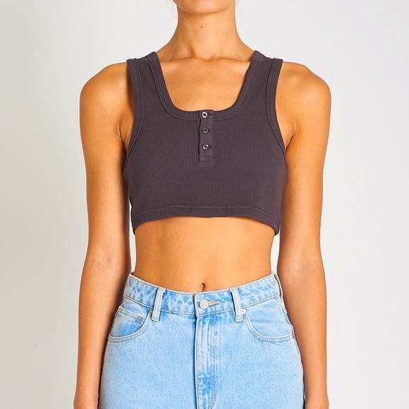 Henley Crop Top NWT - Picture 1 of 2